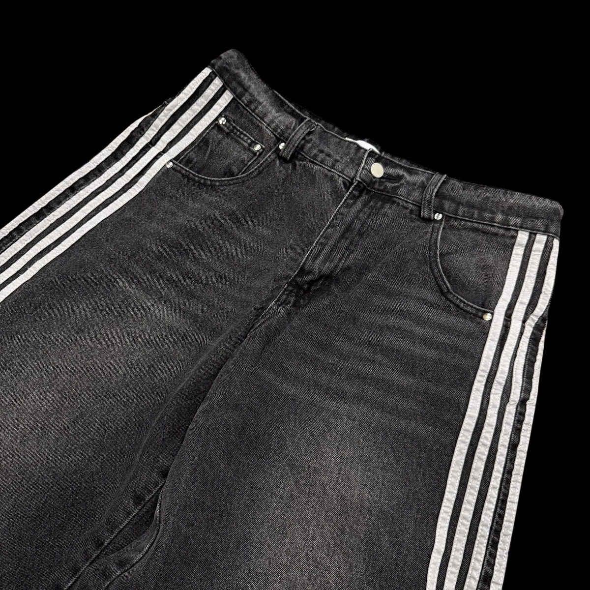BAGGOUT 101 Track. 75" Vintage Track Jeans