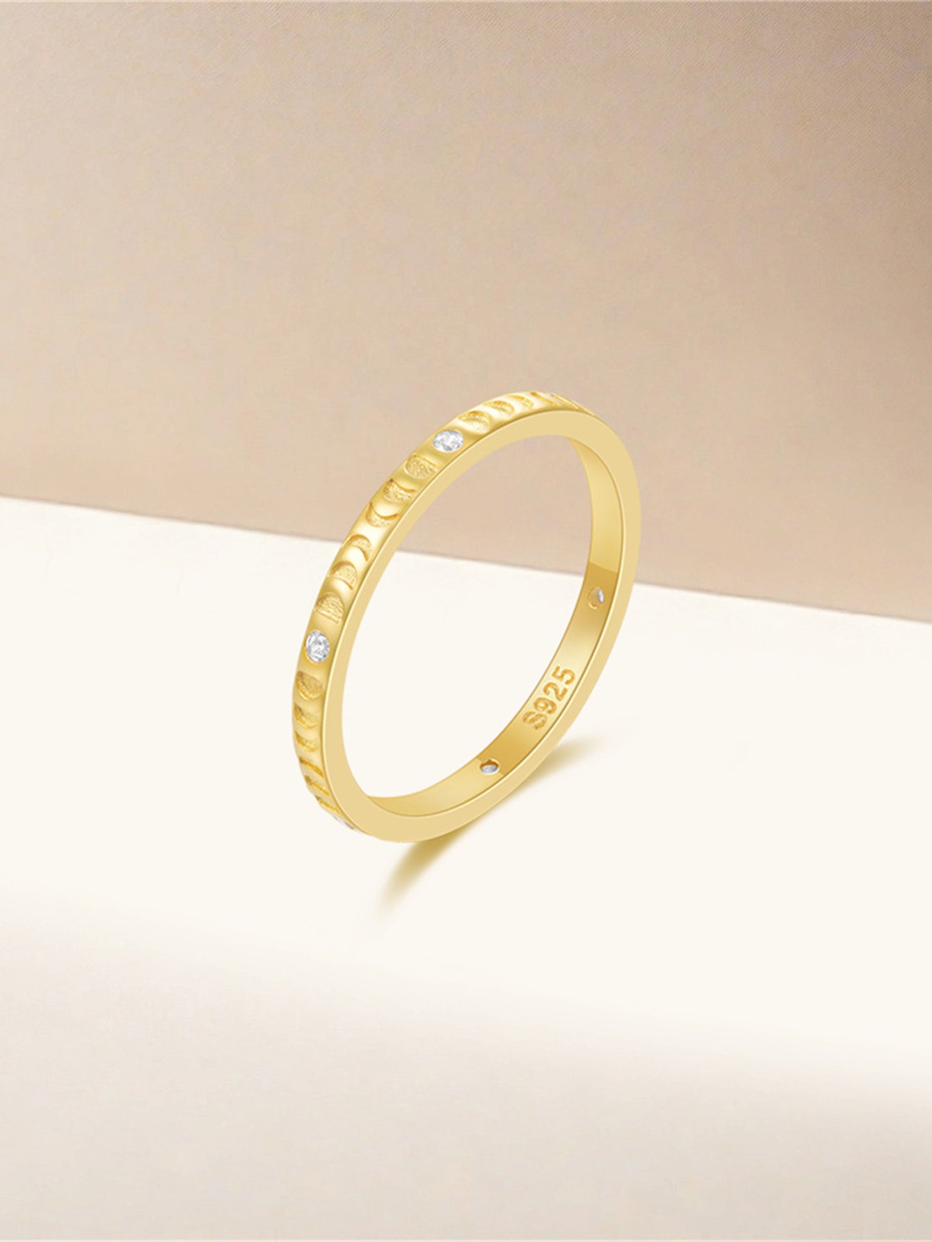 925 Sterling Silver Minimalist Zircon Band Ring