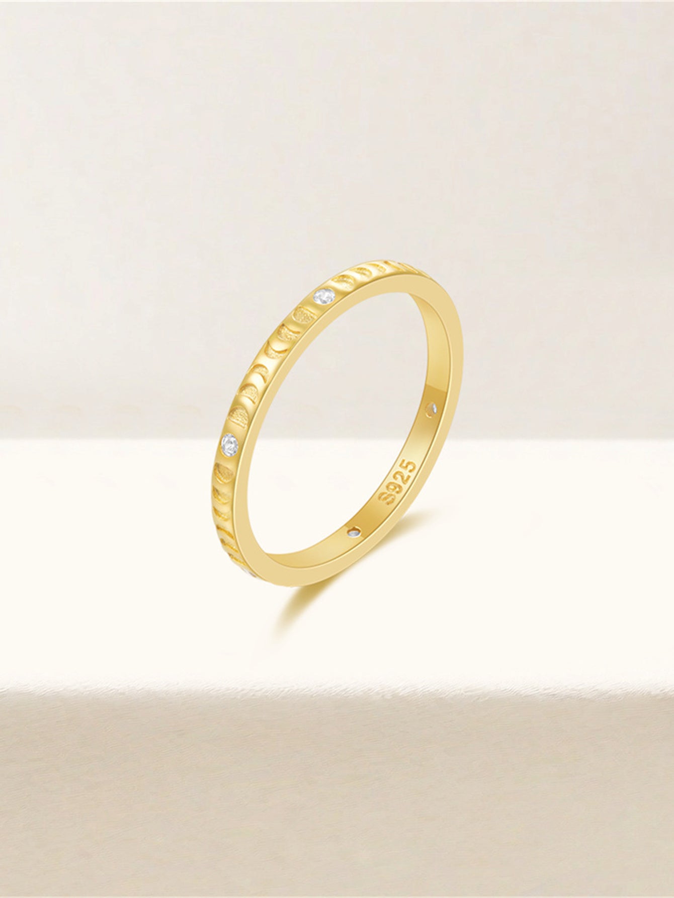 925 Sterling Silver Minimalist Zircon Band Ring