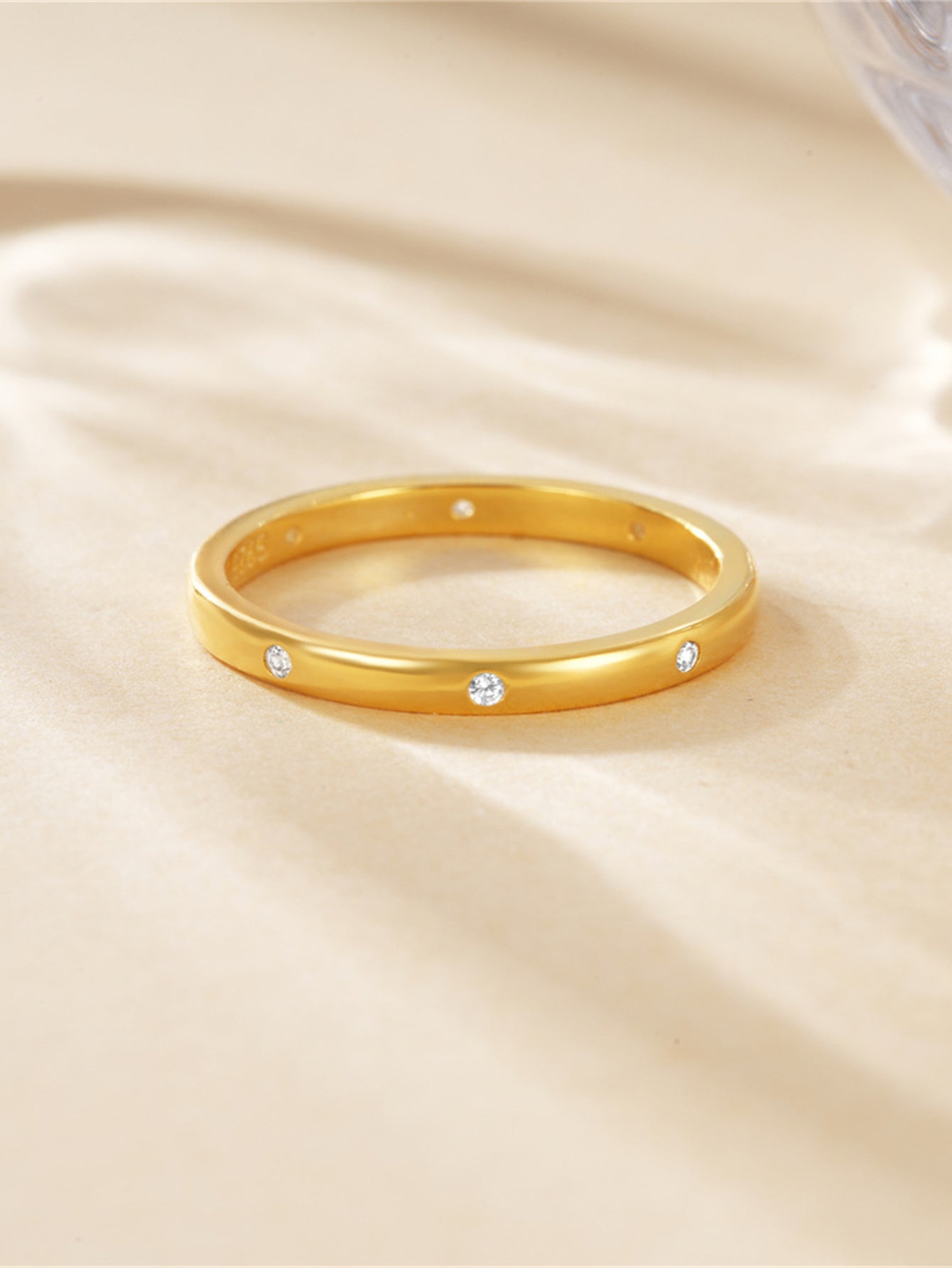 925 Sterling Silver Dotted Zircon Band Ring