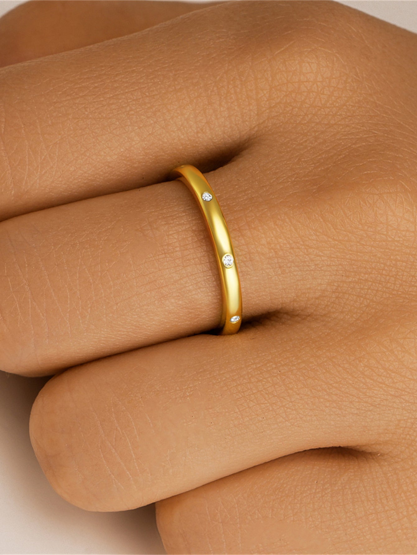 925 Sterling Silver Dotted Zircon Band Ring