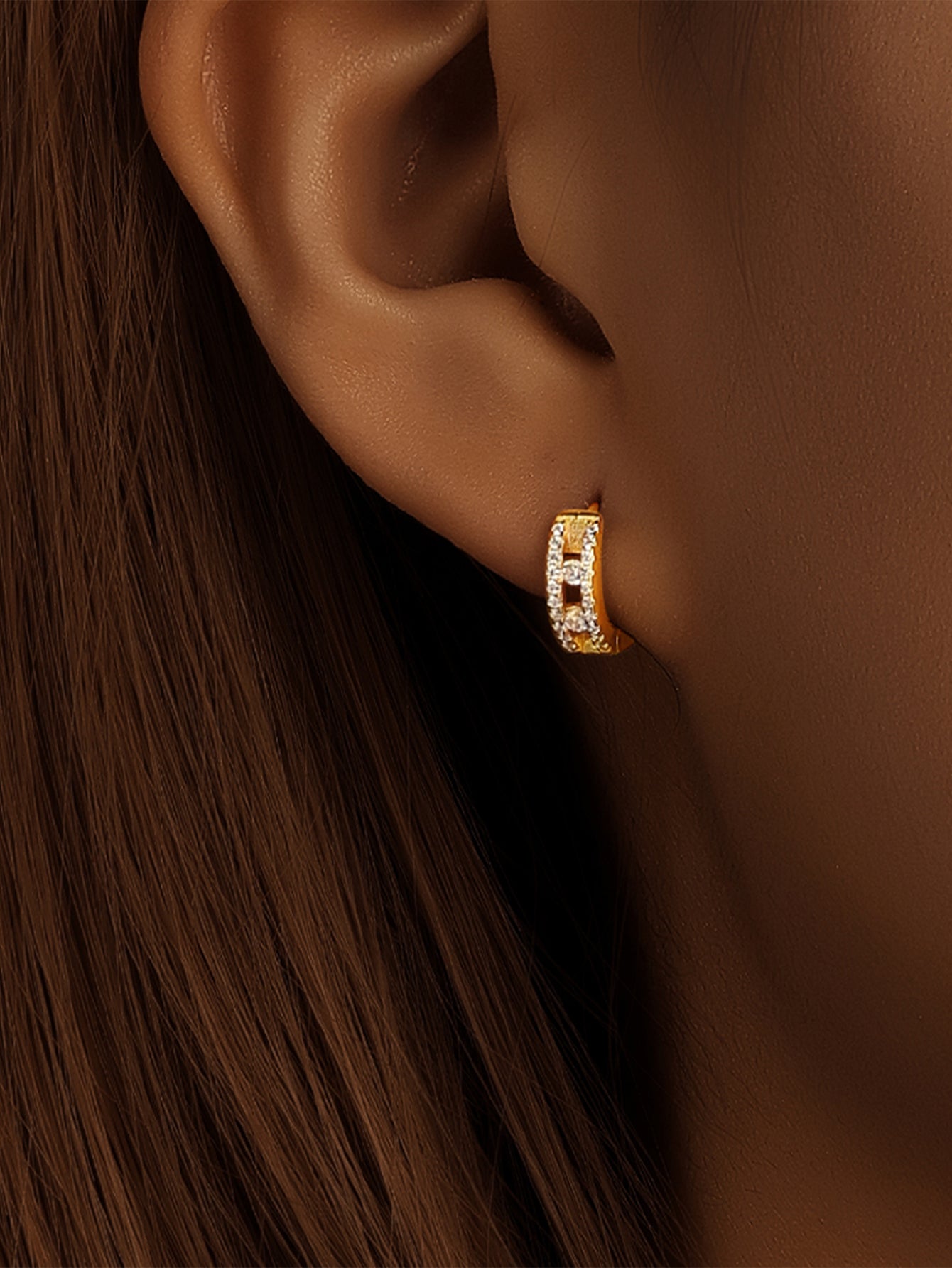925 Sterling Silver Pavé Zircon Chunky Huggie Hoop Earrings