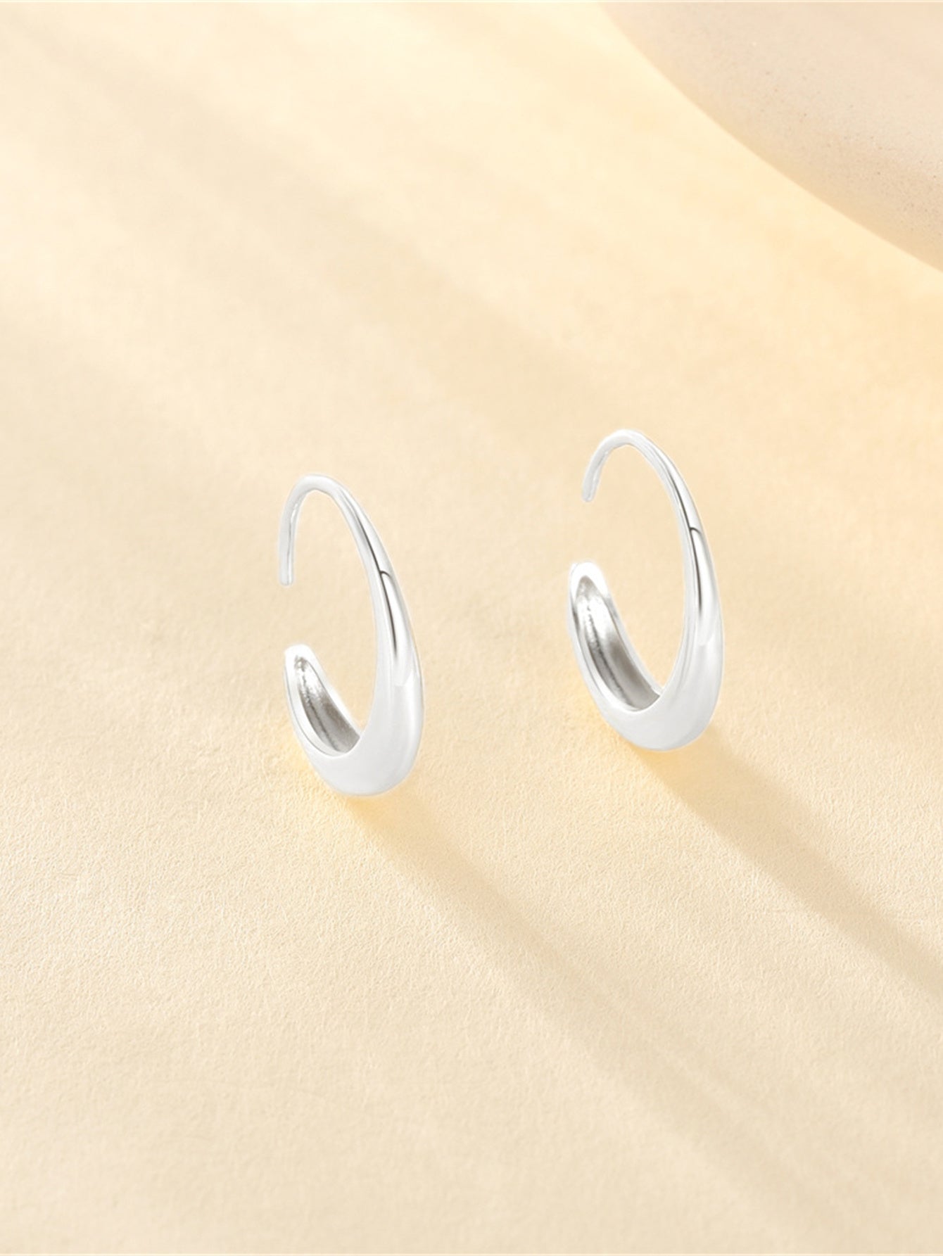 Luna Curve 925 Sterling Silver Open Hoop Earrings