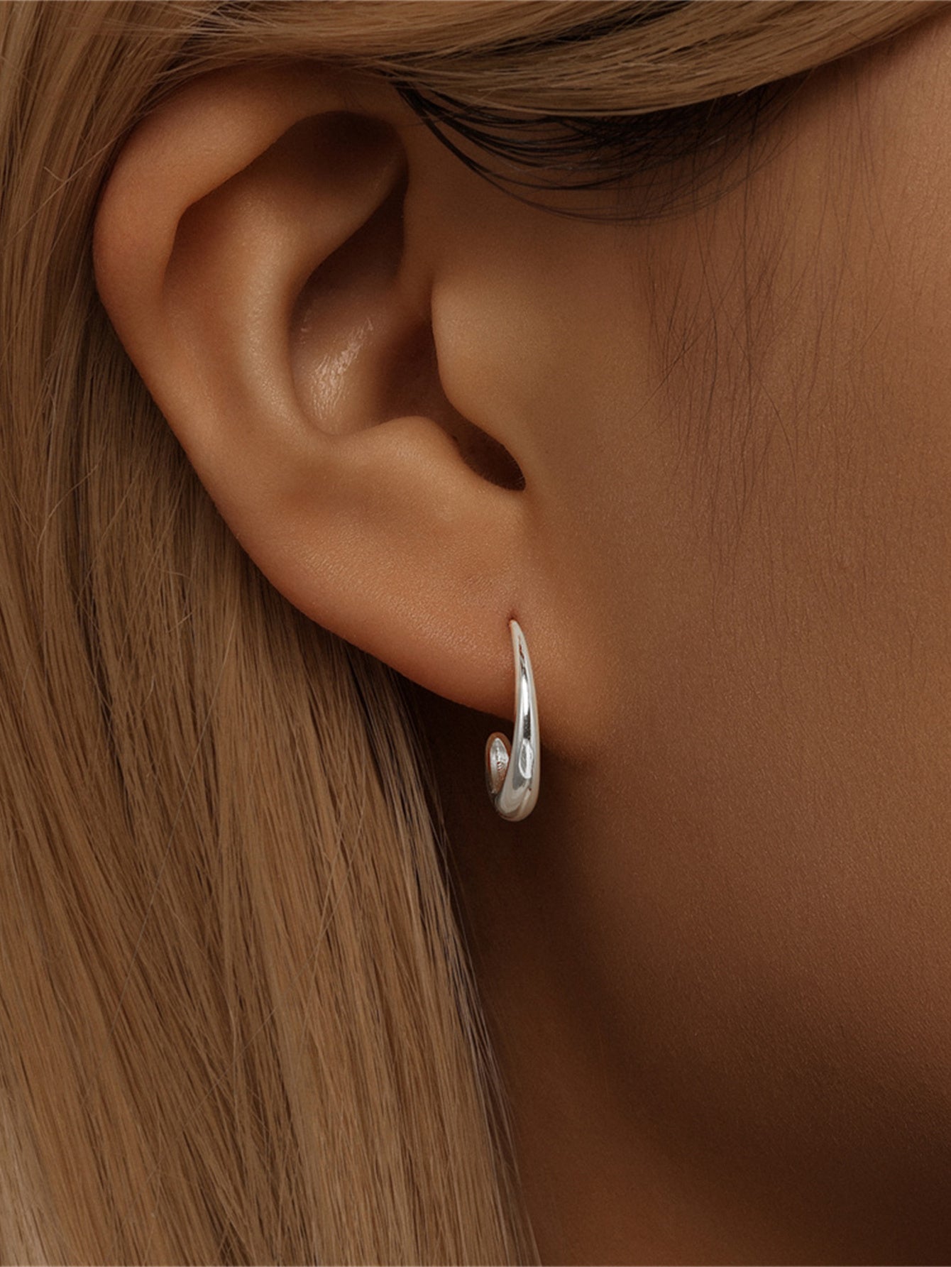 Luna Curve 925 Sterling Silver Open Hoop Earrings