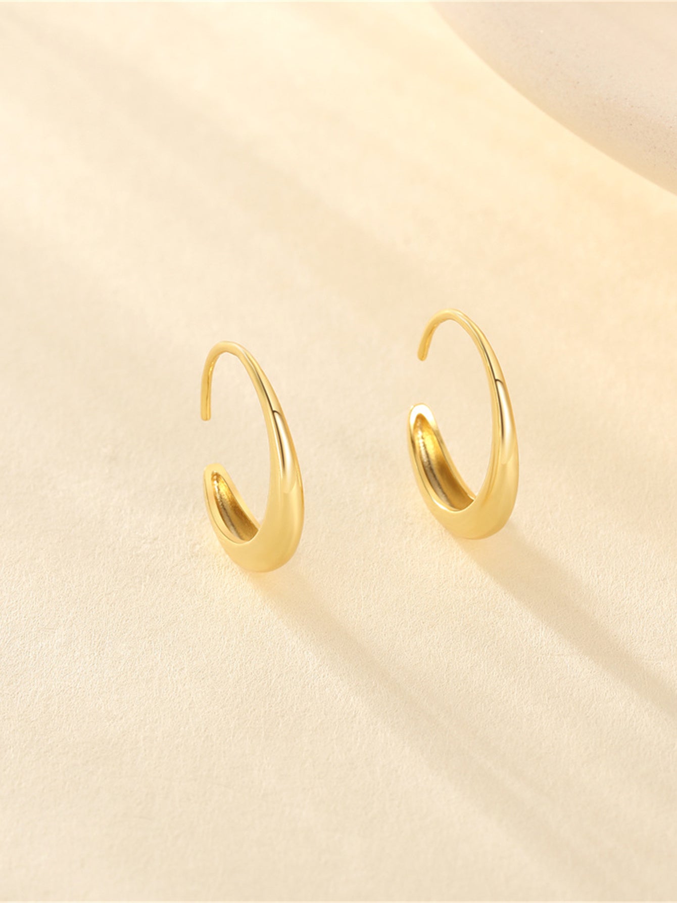 Luna Curve 925 Sterling Silver Open Hoop Earrings