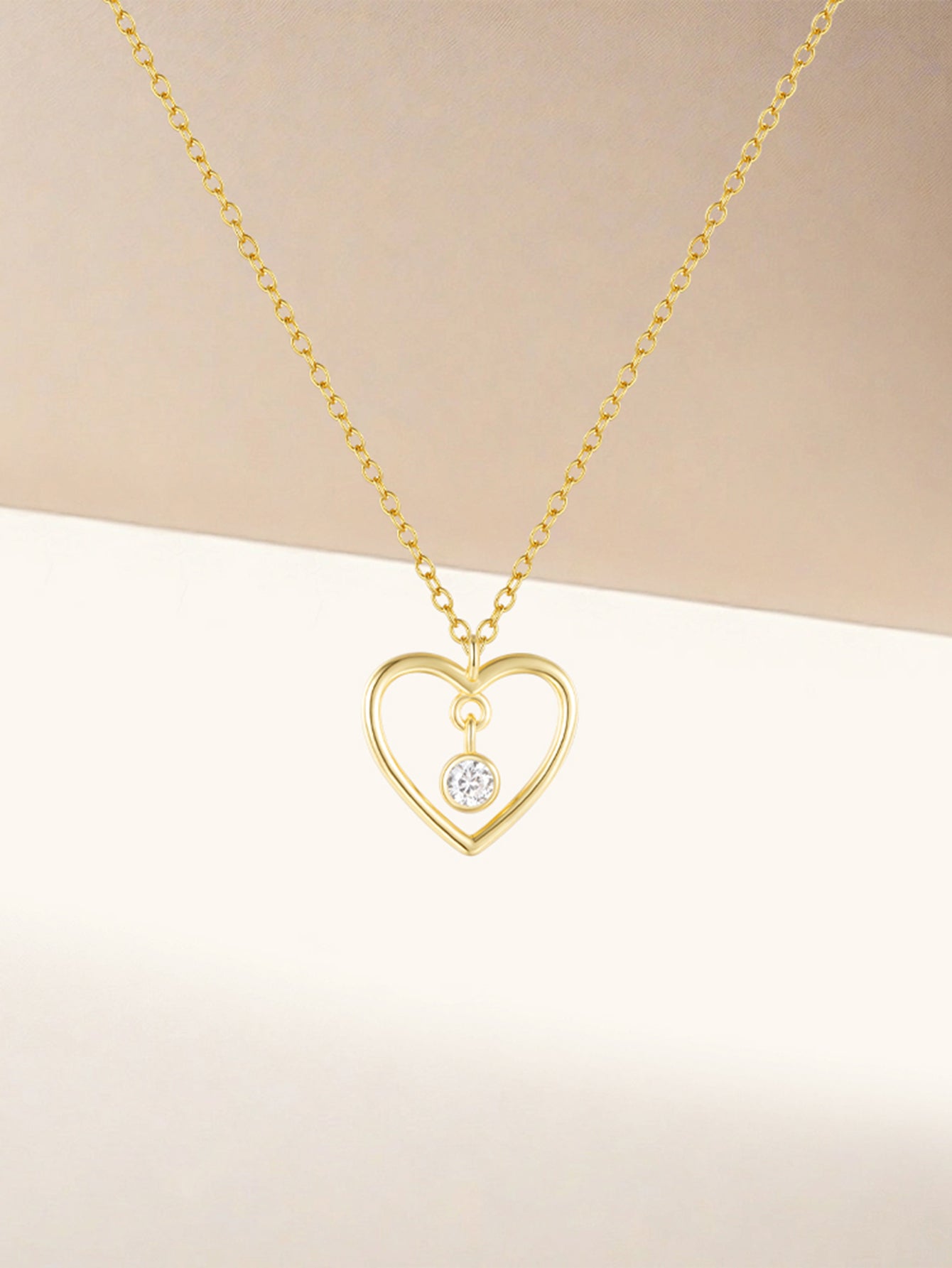 925 Sterling Silver Minimalist Heart Zircon Pendant Necklace