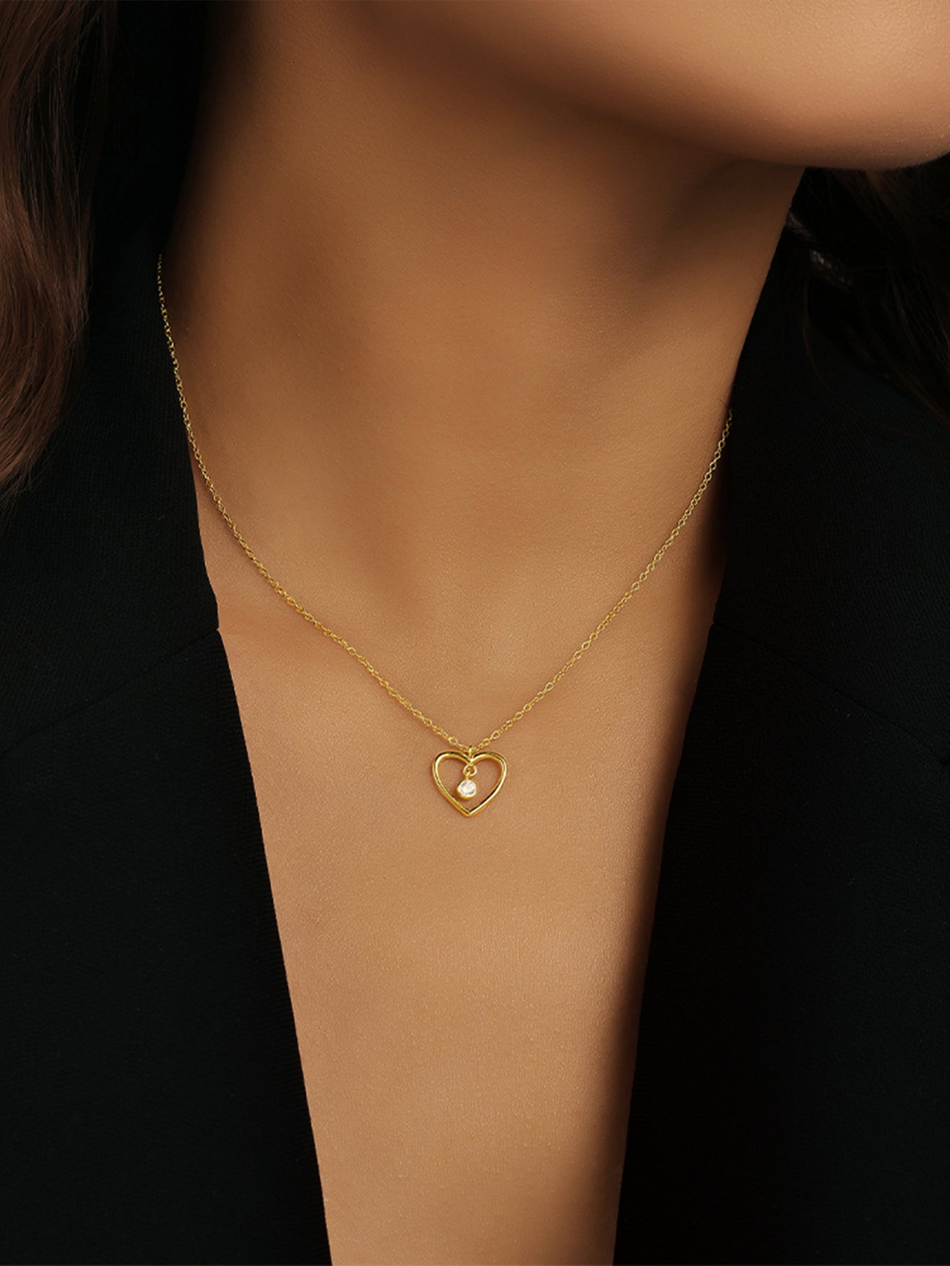 925 Sterling Silver Minimalist Heart Zircon Pendant Necklace