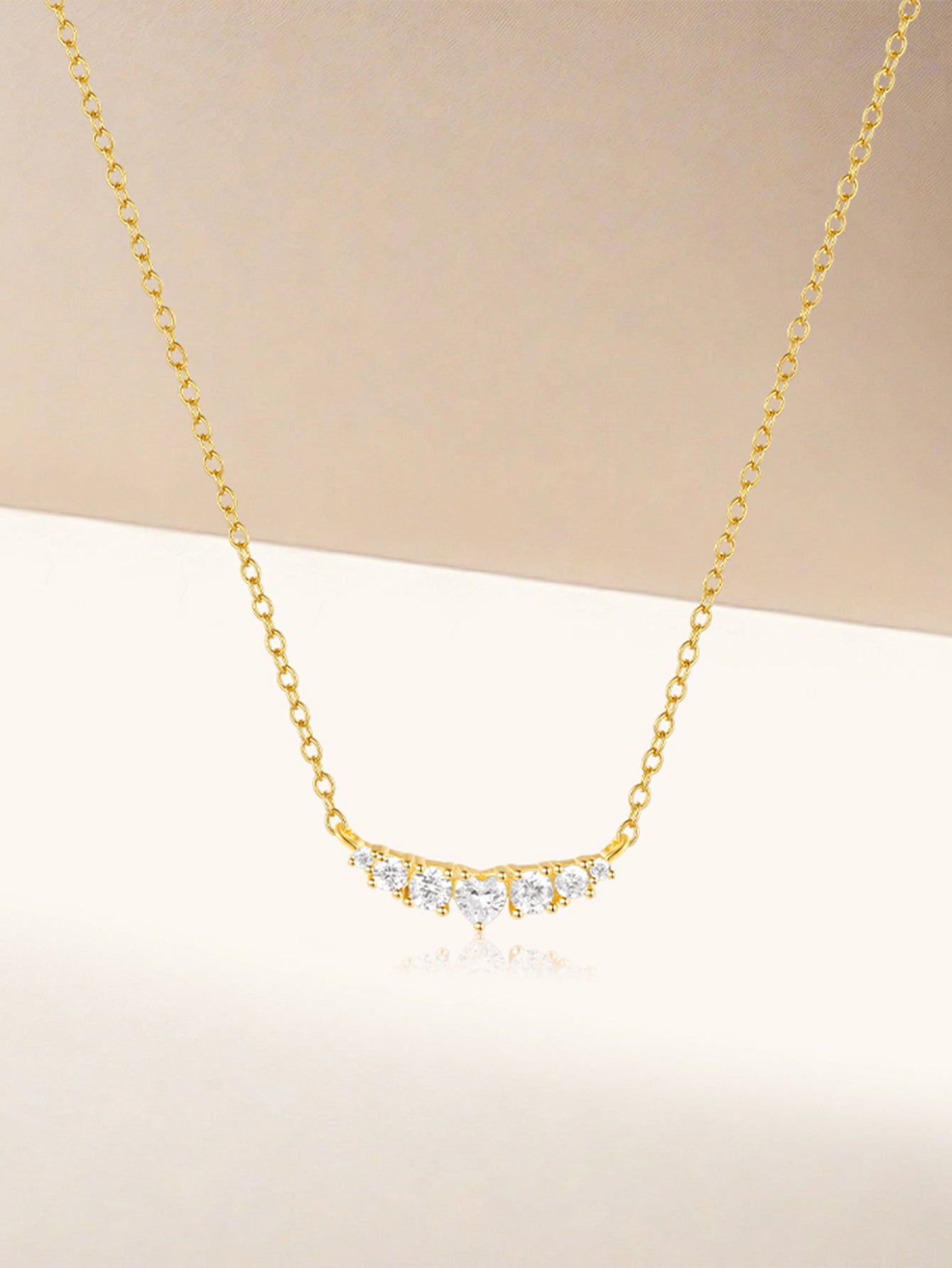 925 Sterling Silver Minimalist Heart Zircon Pendant Necklace