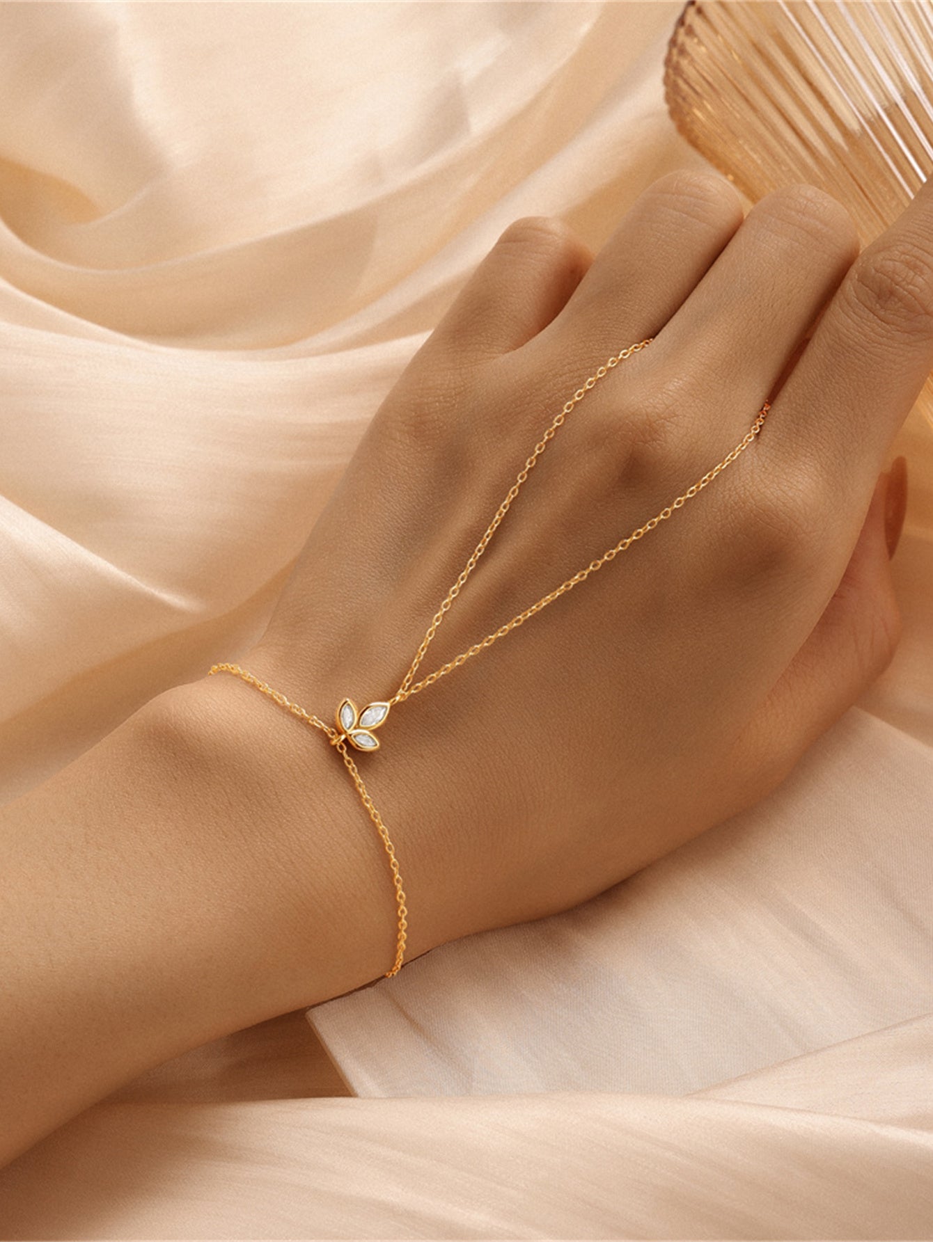 925 Sterling Silver Zircon Hand Chain Bracelet
