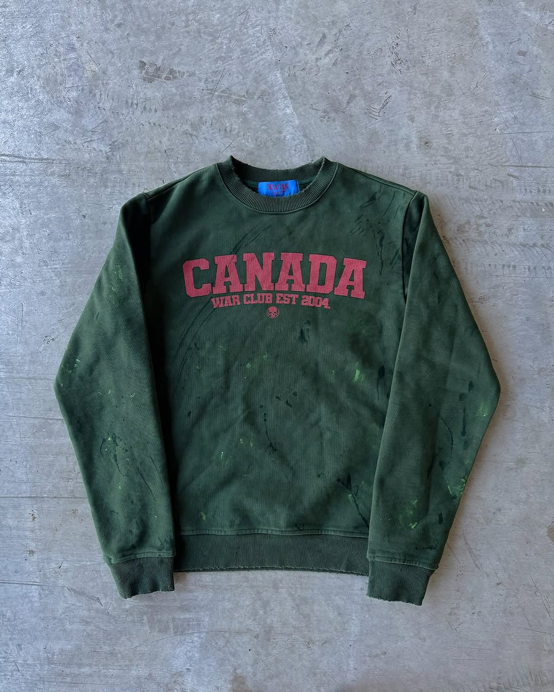 AOKLOK® Canada War Club Crewneck – Washed Military Green