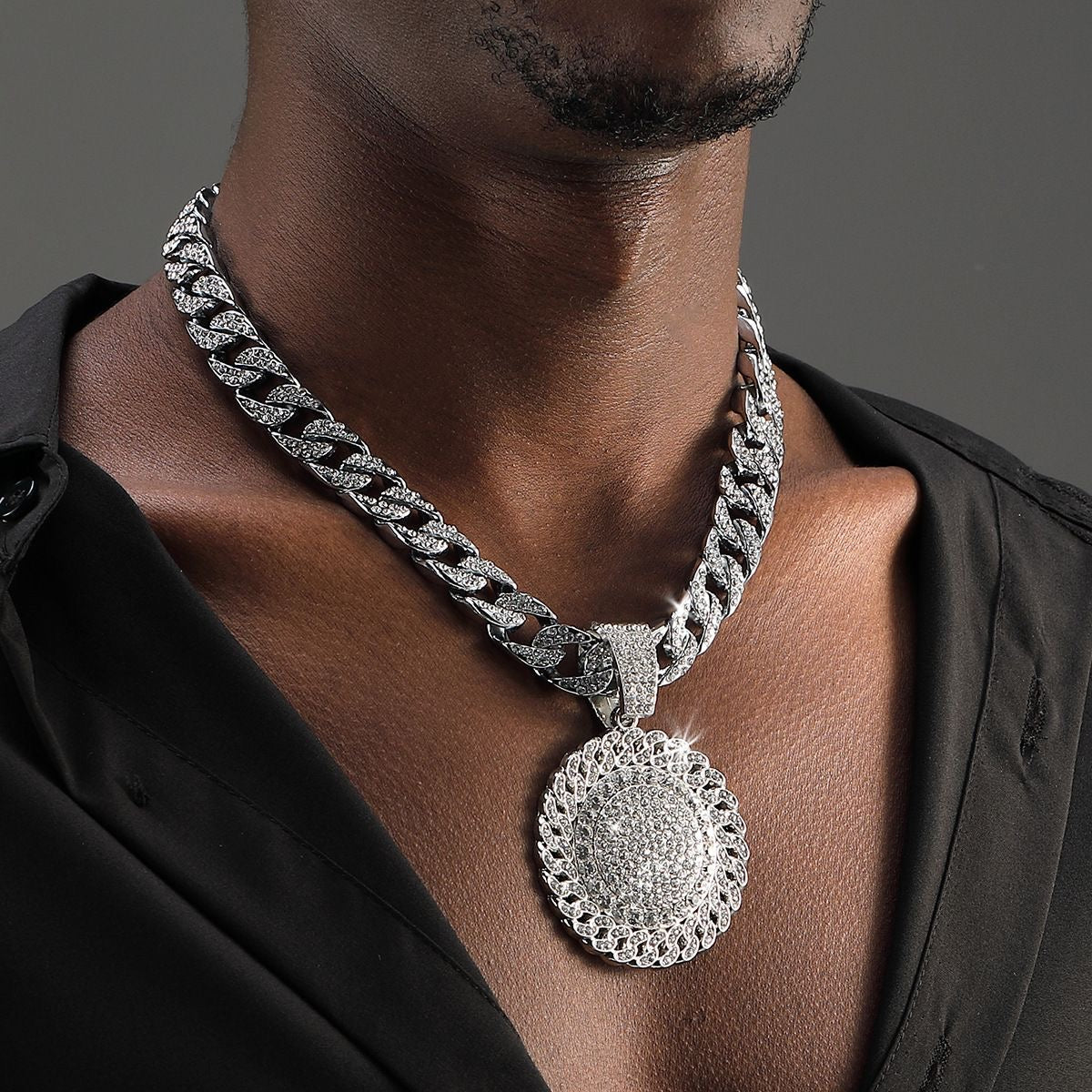 LoopStone Diamond-Cut Gold Necklace